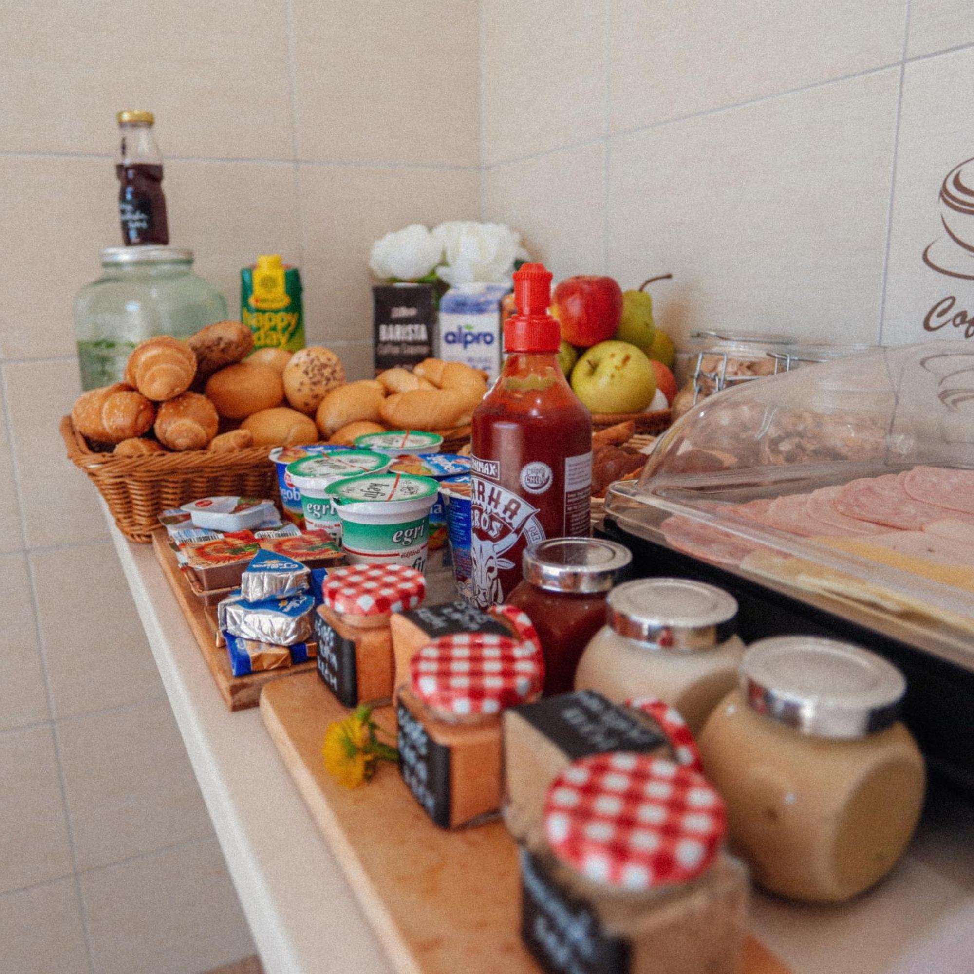 Megnyugtat-Lak Apartmanhaz Demjén Zewnętrze zdjęcie